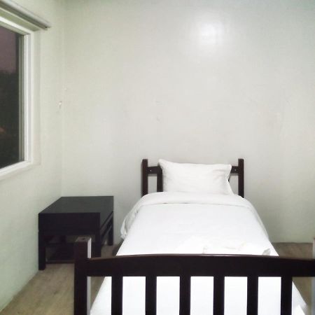 White Knight Hotel Saint Anne Manila Exteriör bild