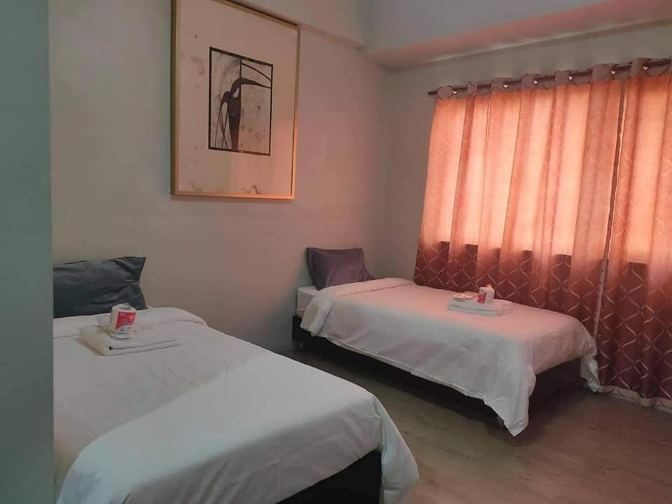 White Knight Hotel Saint Anne Manila Exteriör bild